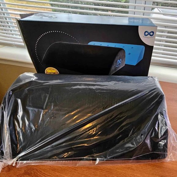 Foot Rest Under Desk for Office Use, All-Day Pain Relief and Leg Support Stool - Picture 2 of 5